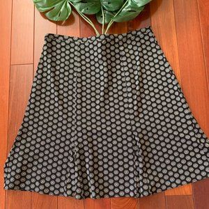 Gap Mini Spiral  Skirt